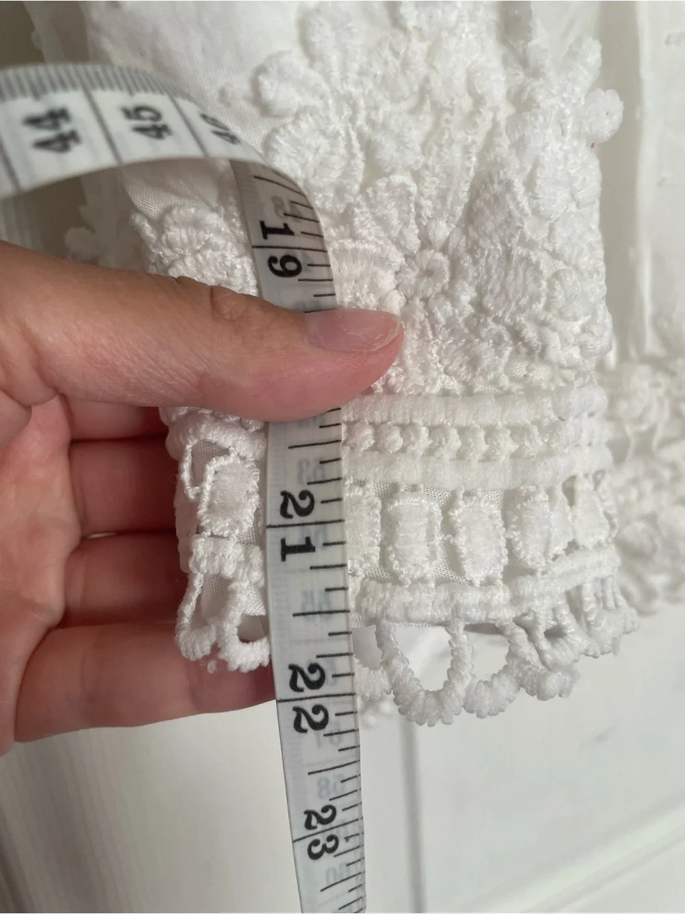 Cynthia Rowley Girls size 4  White Eyelet Dress with Strawberry Embroidered